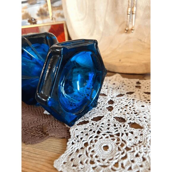 Vintage Viking Glass 19" Bluenique Epic Column Ribbed Swung Vase - Picture 6 of 6